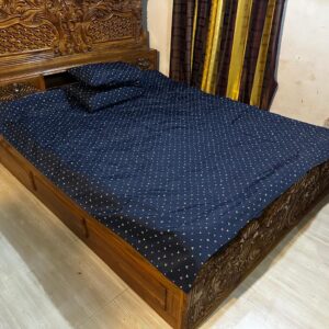 সাড়ে৬/৭ ফিট বালিশ কভার সহ ওয়াটারপ্রুফ বেডশীট