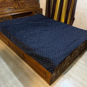 সাড়ে৬/৭ ফিট ওয়াটারপ্রুফ বিছানার চাদর