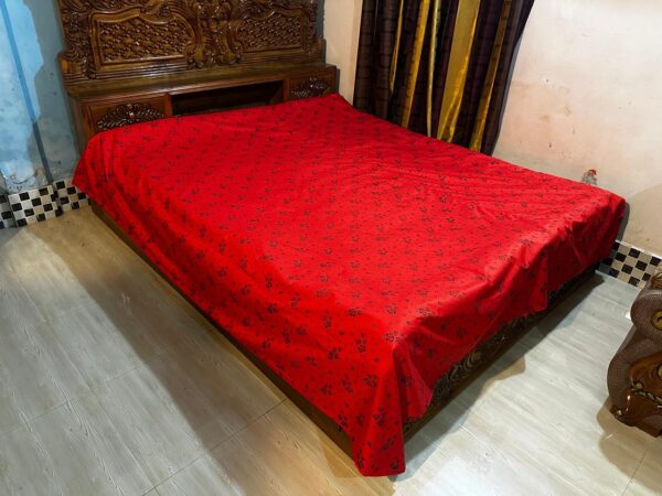 ৭/সাড়ে ৮ ফিট ওয়াটারপ্রুফ বিছানার চাদর