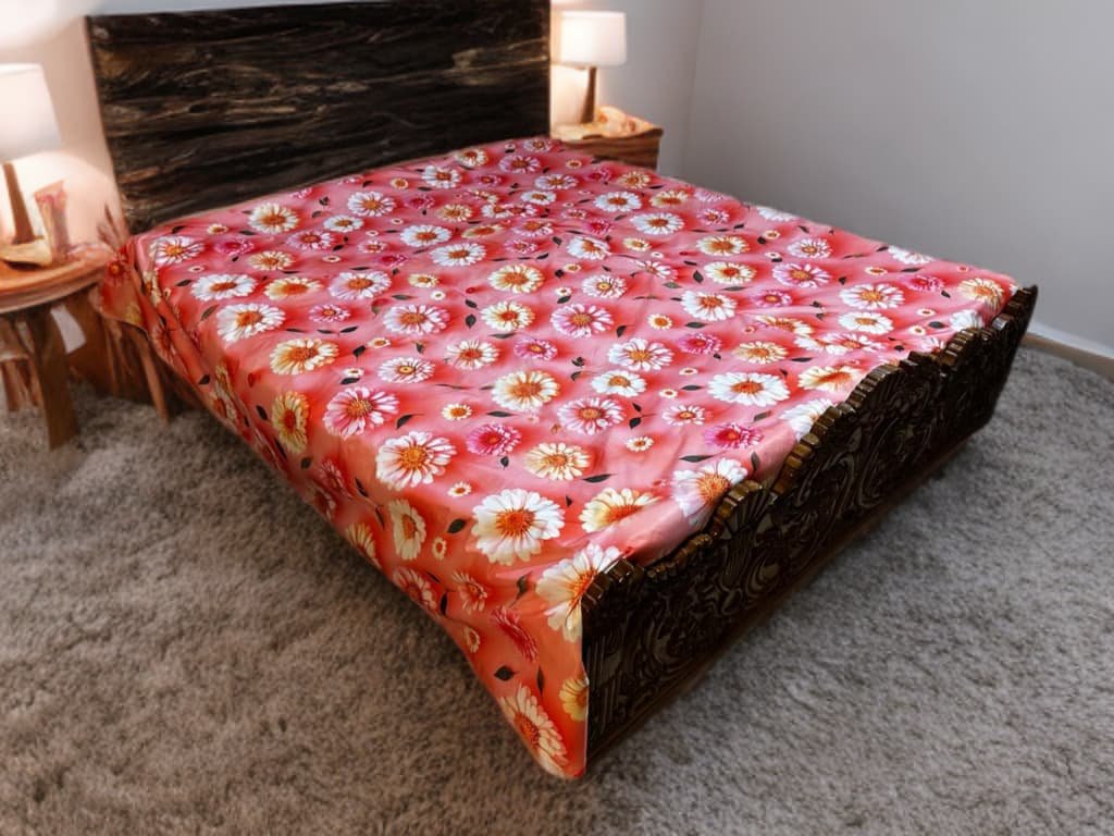 ৭/৮ ফিট ওয়াটারপ্রুফ বেডশীট বালিশ কভার ছাড়া