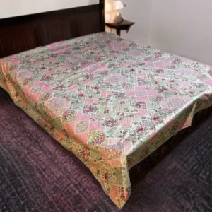 ৭/৮ ফিট ওয়াটারপ্রুফ বেডশীট বালিশ কভার ছাড়া