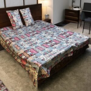 ৬/৭ ফিট ওয়াটারপ্রুফ বেডশীট বালিশ কভার সহ