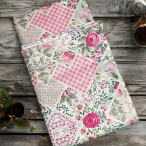 ৬/৭ ফিট ওয়াটারপ্রুফ বেডশীট বালিশ কভার ছাড়া