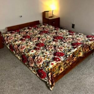 ৬/৭ ফিট ওয়াটারপ্রুফ বেডশীট বালিশ কভার ছাড়া